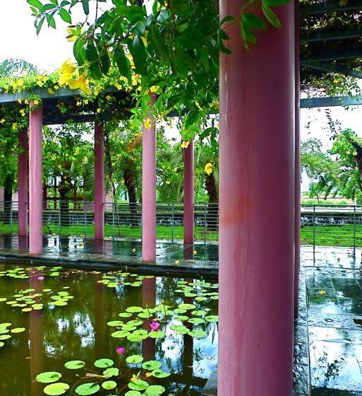 هتل Taitung Cultural Excursion Resort