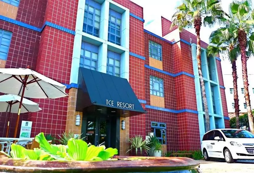 هتل Taitung Cultural Excursion Resort