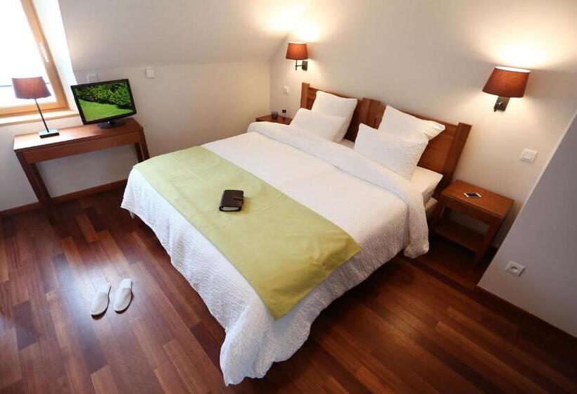 فندق Val Lachard