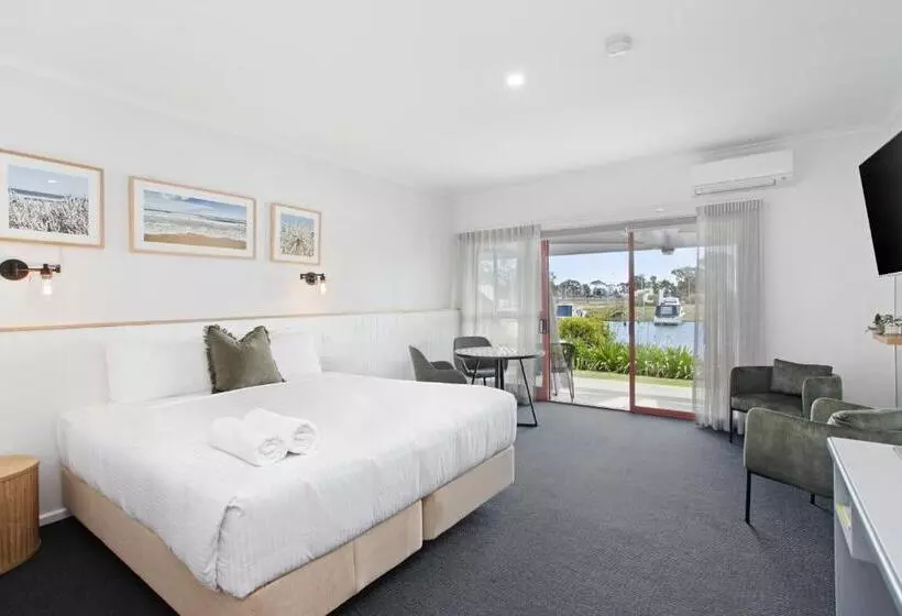 モーテル Mariners Cove At Paynesville