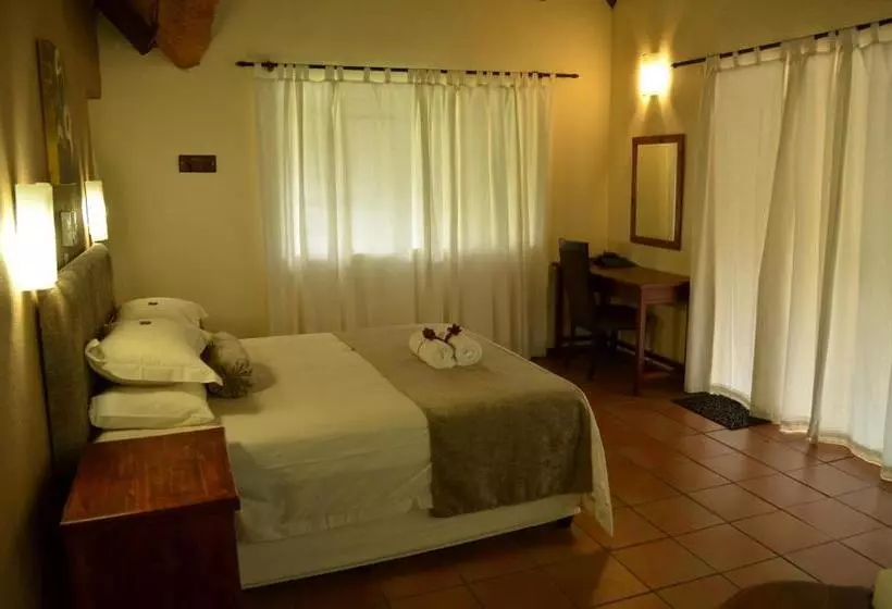 ペンション Acasia Guest Lodge