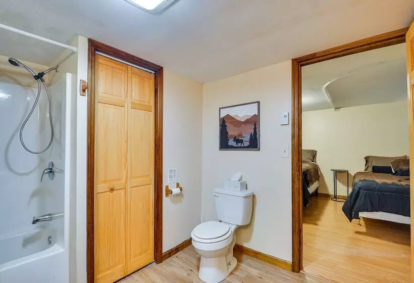 Brantingham Cottage W/ Fire Pit & Forested Views!