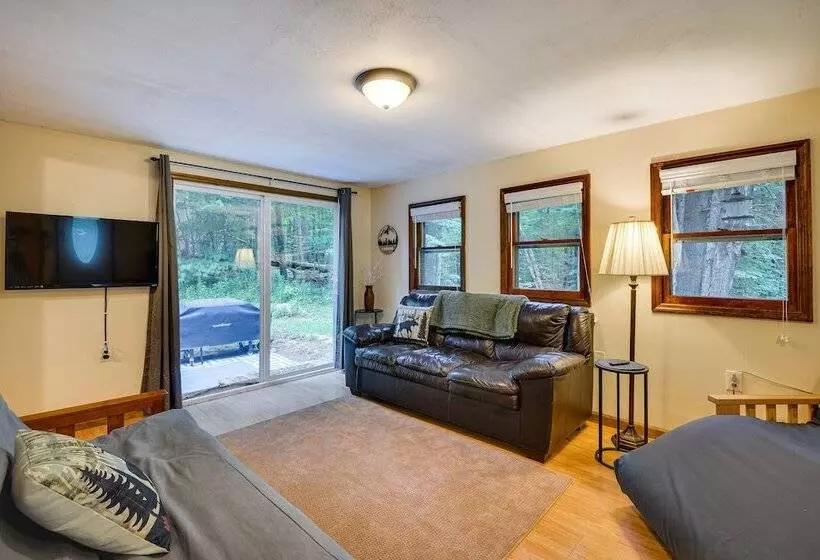 Brantingham Cottage W/ Fire Pit & Forested Views!