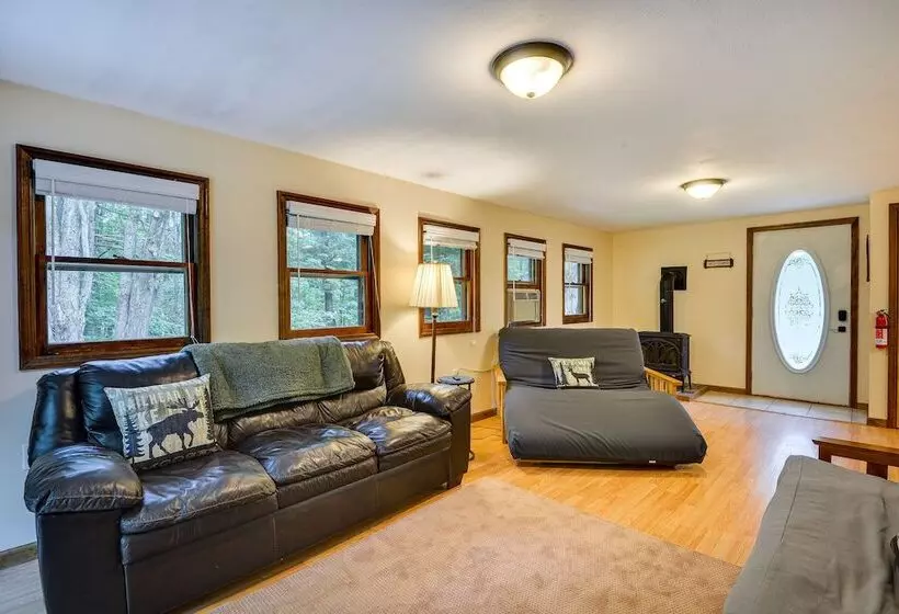 Brantingham Cottage W/ Fire Pit & Forested Views!