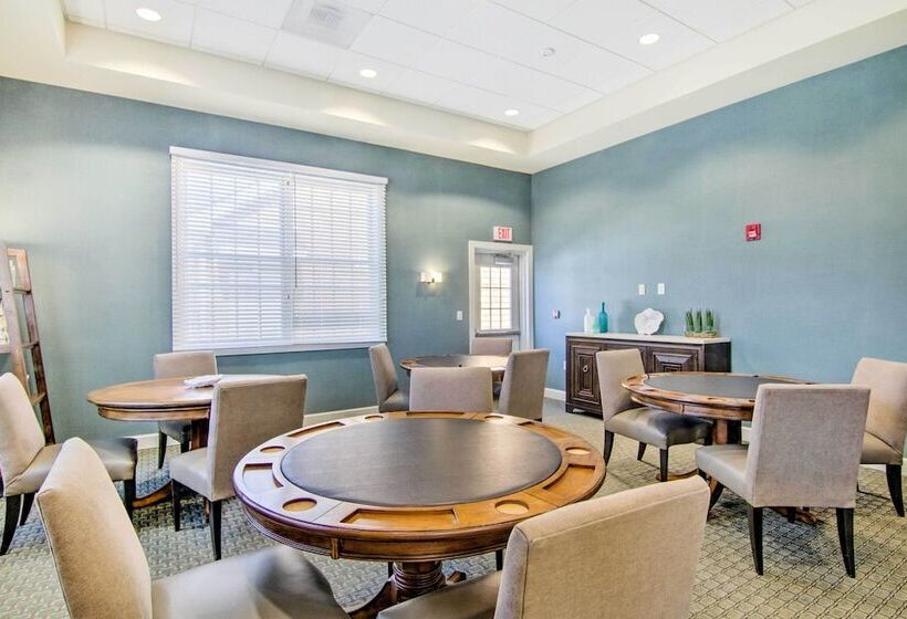 Bright Ocean View Home W/ Resort Pools: Near Beach