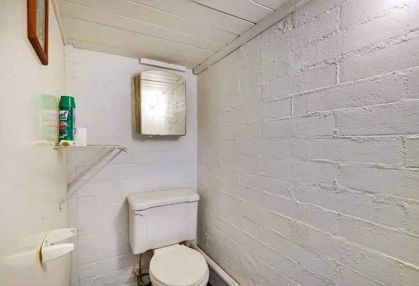 Ormond Beach Home: Walk To Community Beach!