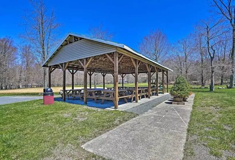 Community Perks: Family Poconos Home W/ Deck!