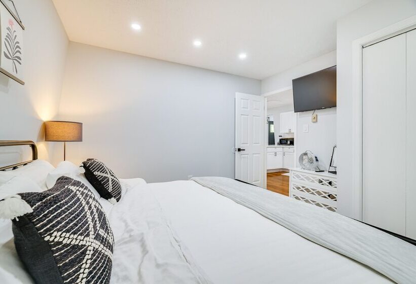 Community Perks: Family Poconos Home W/ Deck!