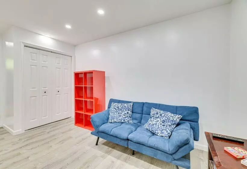 Community Perks: Family Poconos Home W/ Deck!