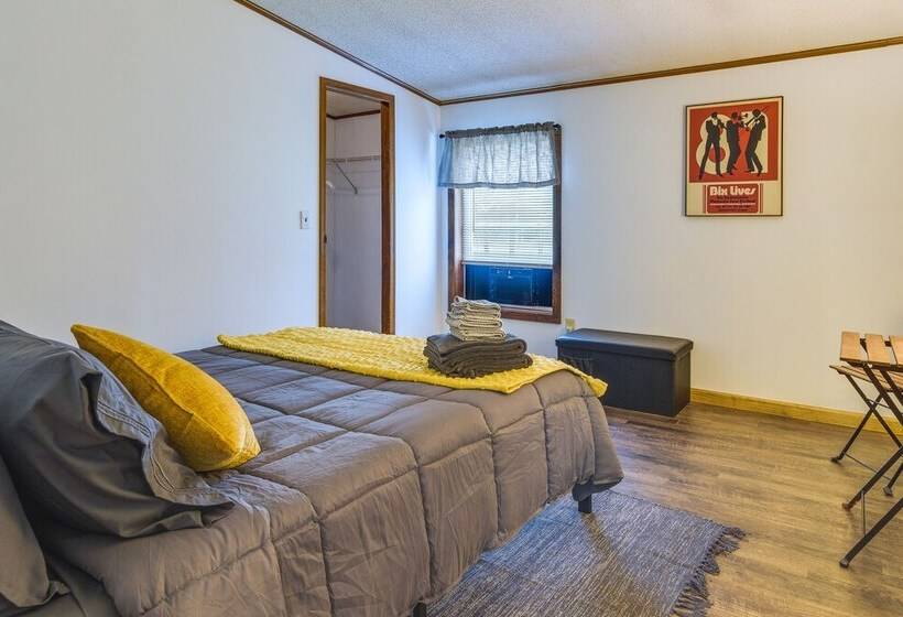 Charming Watkins Glen Home W/ Deck & Yard!