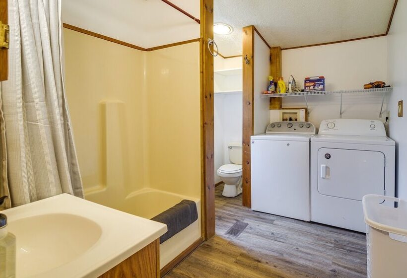 Charming Watkins Glen Home W/ Deck & Yard!