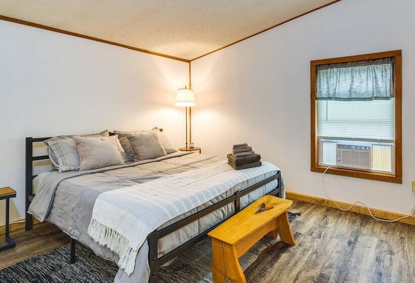 Charming Watkins Glen Home W/ Deck & Yard!