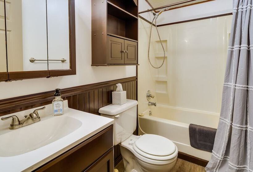 Charming Watkins Glen Home W/ Deck & Yard!