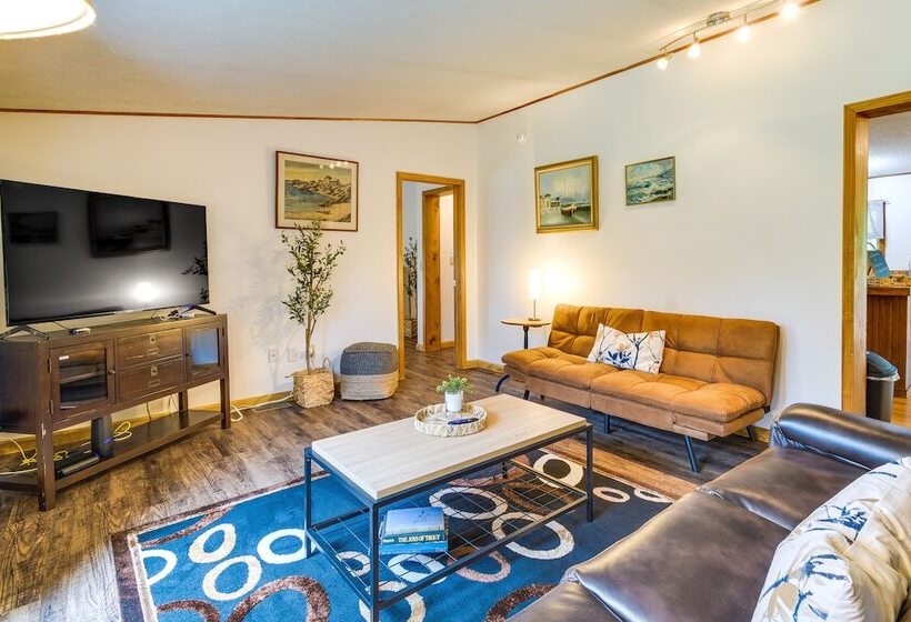 Charming Watkins Glen Home W/ Deck & Yard!