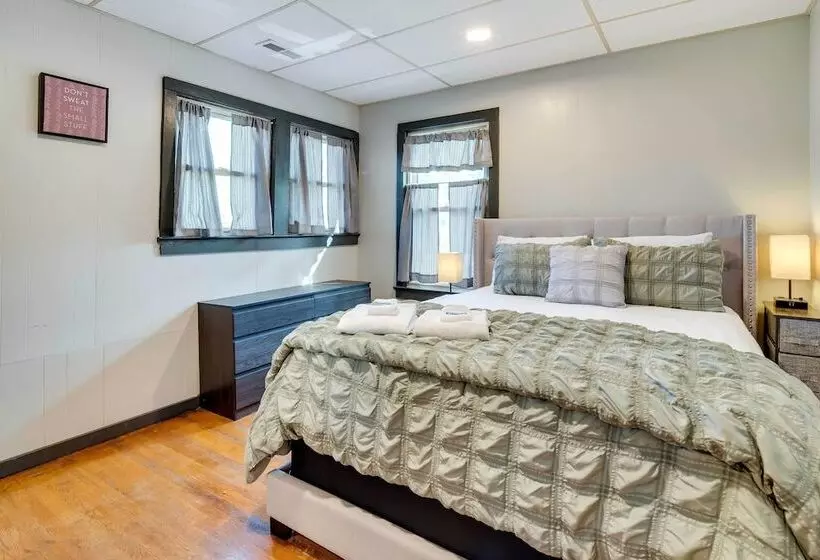 Cozy Brevard Vacation Rental: 1 Block To Main St