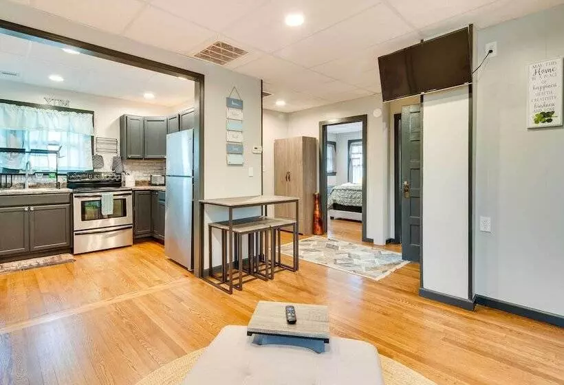 Cozy Brevard Vacation Rental: 1 Block To Main St