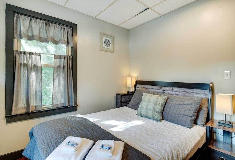 Cozy Brevard Vacation Rental: 1 Block To Main St