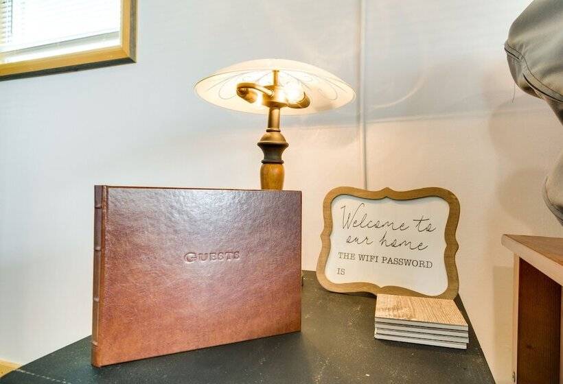 Cozy New York Abode Porch, Near Fishing & Hiking