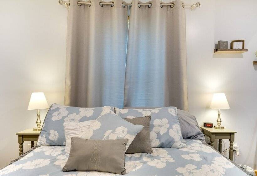 Cozy New York Abode Porch, Near Fishing & Hiking