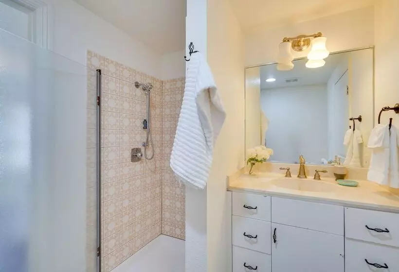 Discovery Bay Home W/ On Site Delta Access!