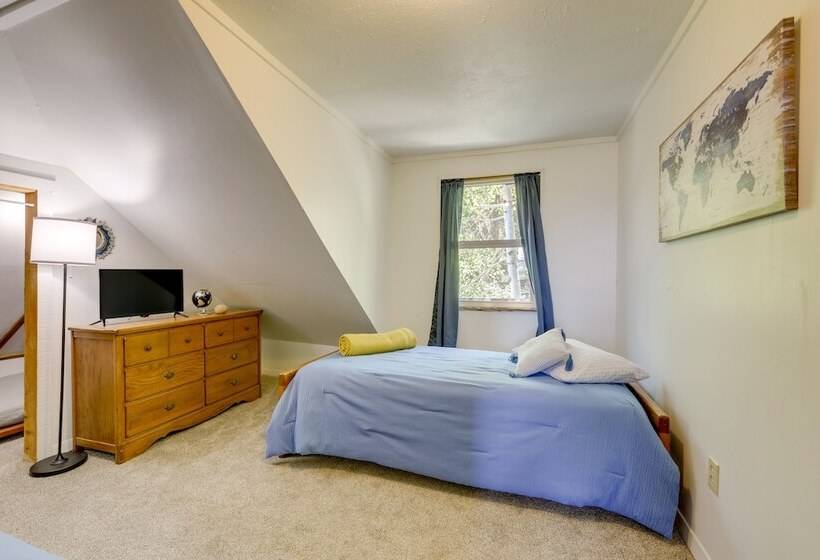 Scenic Mount Sopris View: Historic Alpine Cabin!