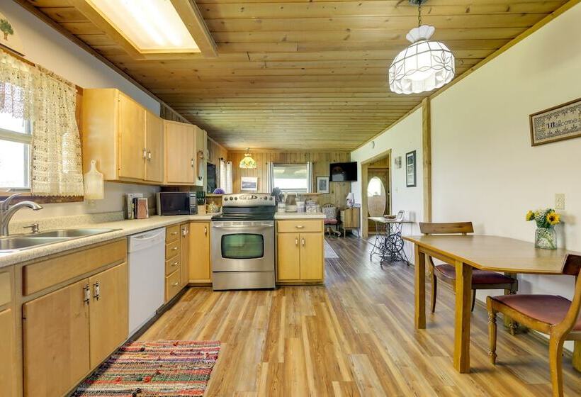 Scenic Mount Sopris View: Historic Alpine Cabin!