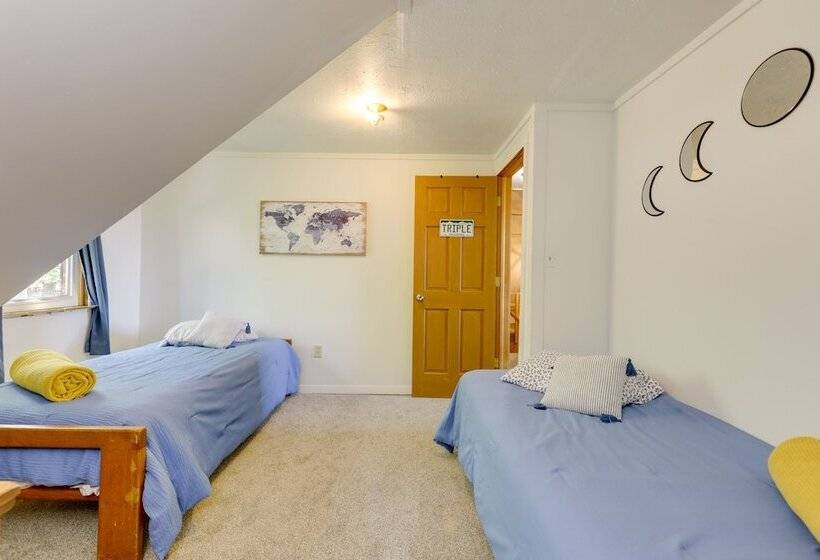 Scenic Mount Sopris View: Historic Alpine Cabin!