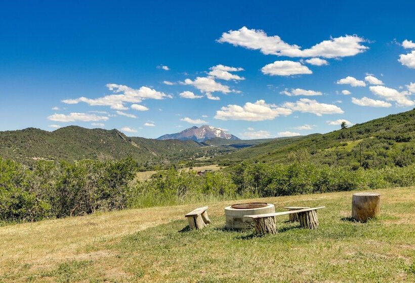 Scenic Mount Sopris View: Historic Alpine Cabin!
