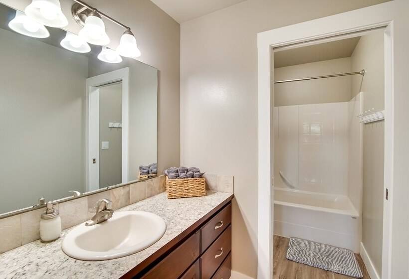 Kid Friendly Pasco Farmhouse W/ Playset, Game Room