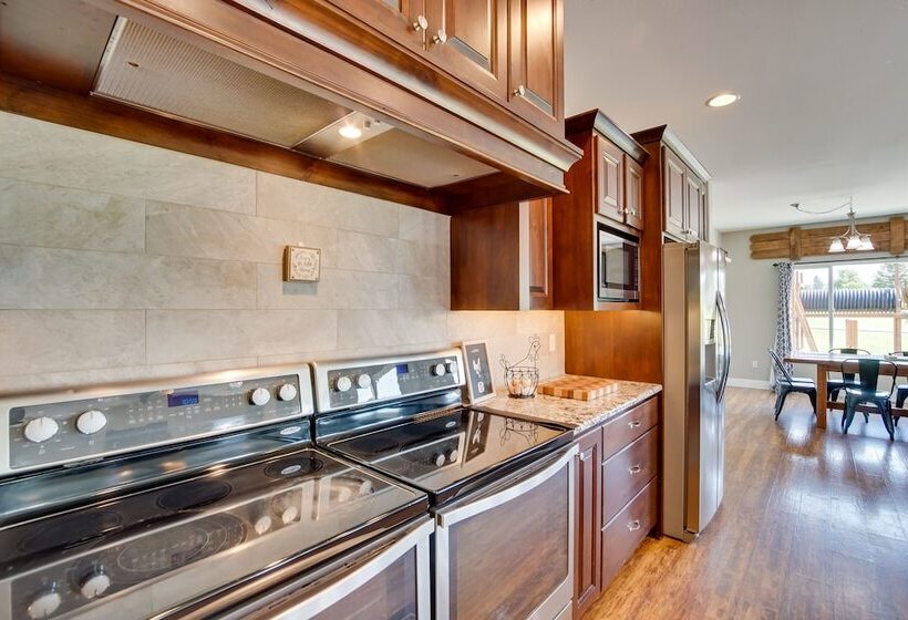 Kid Friendly Pasco Farmhouse W/ Playset, Game Room