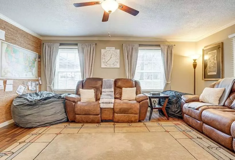 Lynchburg Home W/ Patio   2 Mi To Tims Ford Lake!