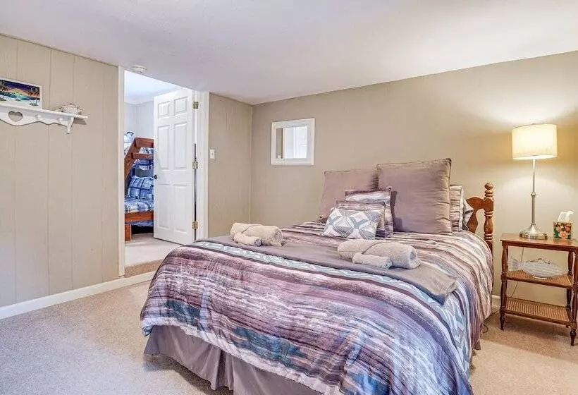 Lynchburg Home W/ Patio   2 Mi To Tims Ford Lake!