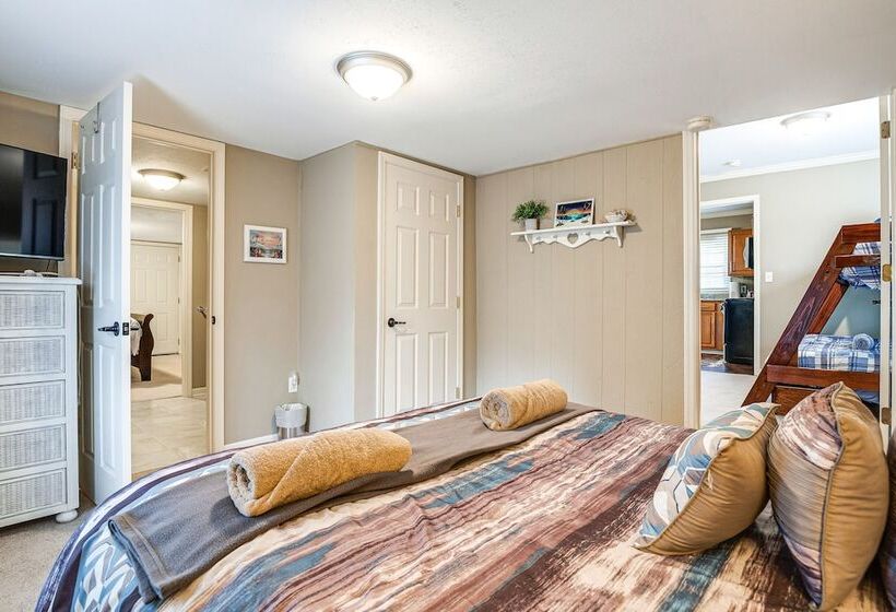 Lynchburg Home W/ Patio 2 Mi To Tims Ford Lake!