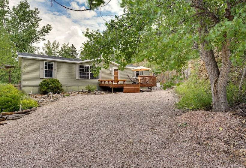 Modern Keystone Home: 4 Mi To Mount Rushmore!