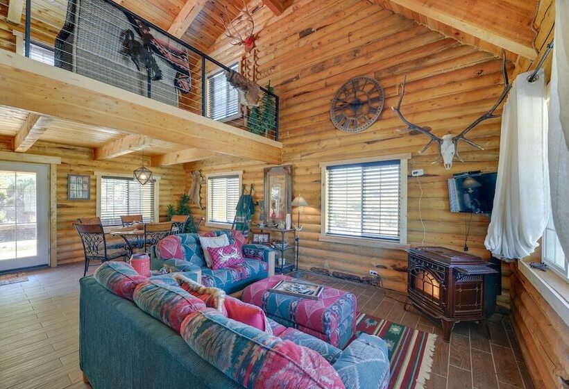 Mountain Cabin In Wyoming Range: Scenic & Remote!