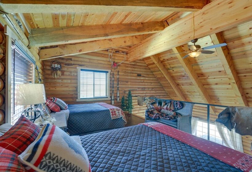 Mountain Cabin In Wyoming Range: Scenic & Remote!