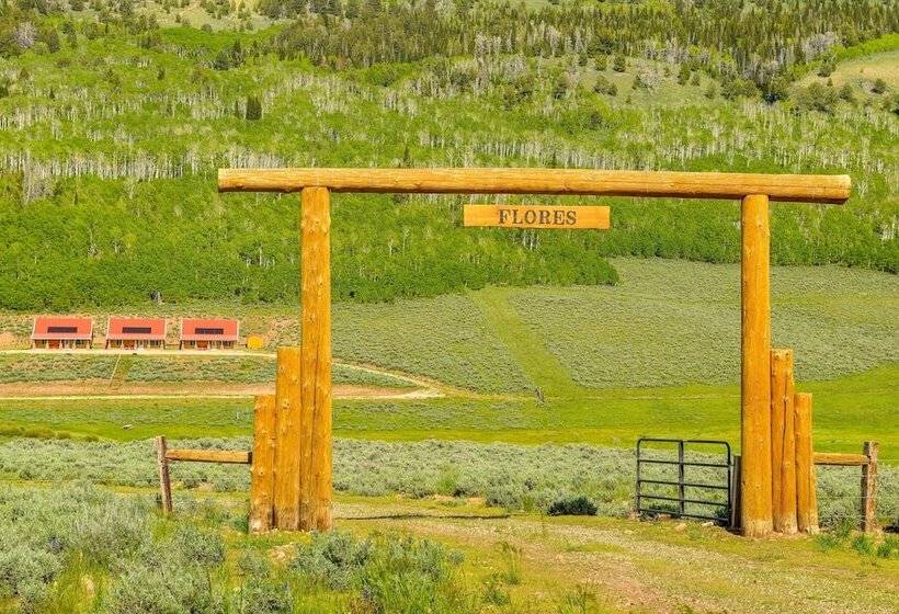 Mountain Cabin In Wyoming Range: Scenic & Remote!