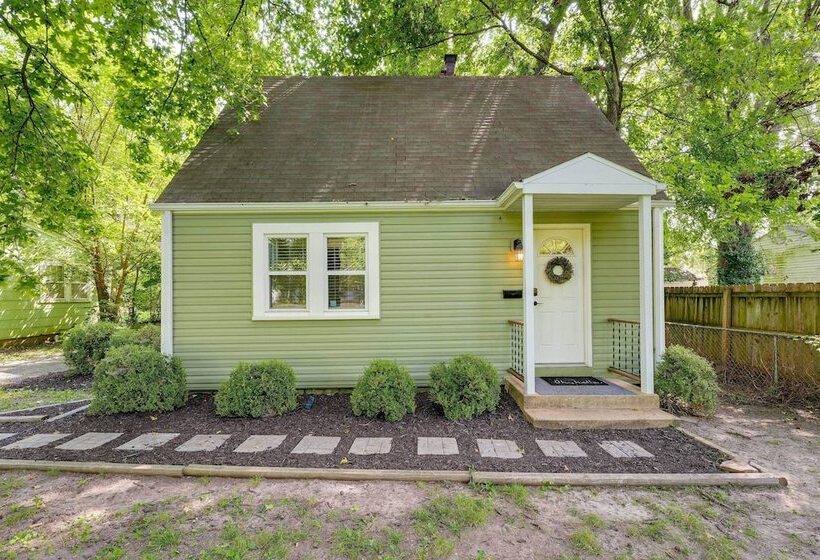 Springfield Home W/ Yard: 3 Mi To Downtown!