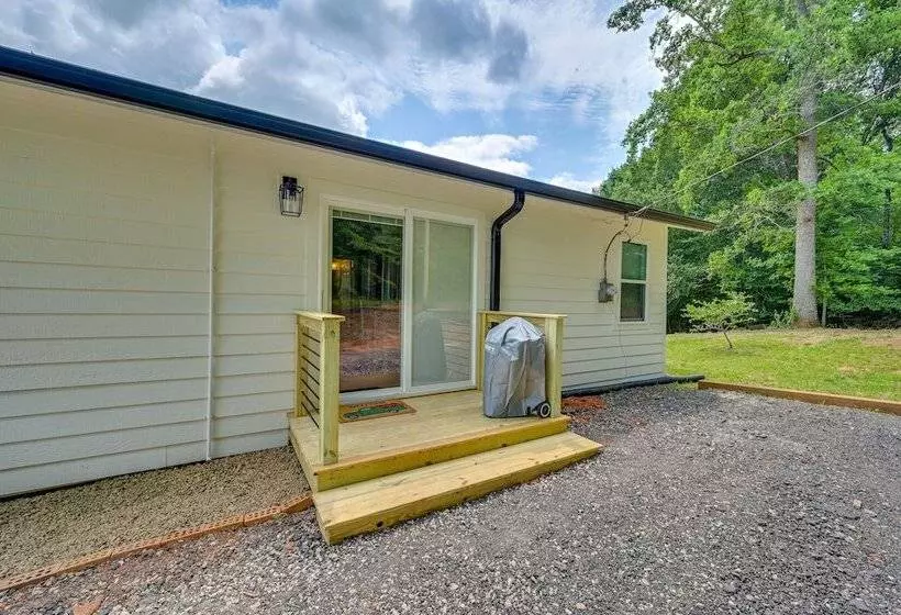 Pickens Cottage ~ 5 Mi To Table Rock State Park!