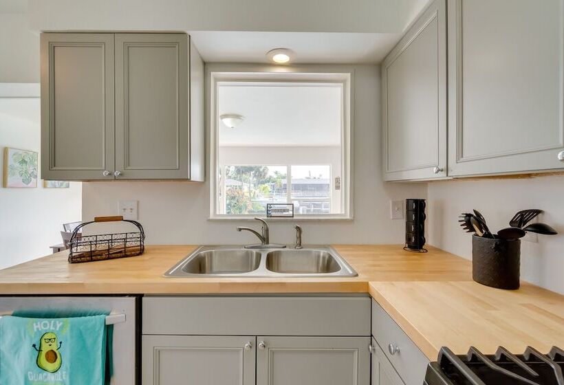 Riverfront Florida Retreat W/ Pool, Patio & Grill!