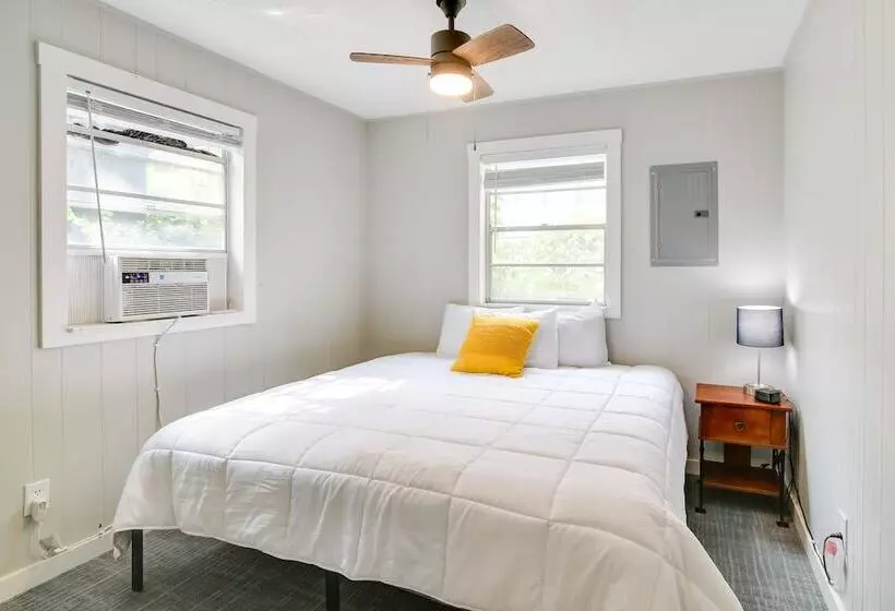 Schooner Creek Cabin W/ Fishing, Boating & More!