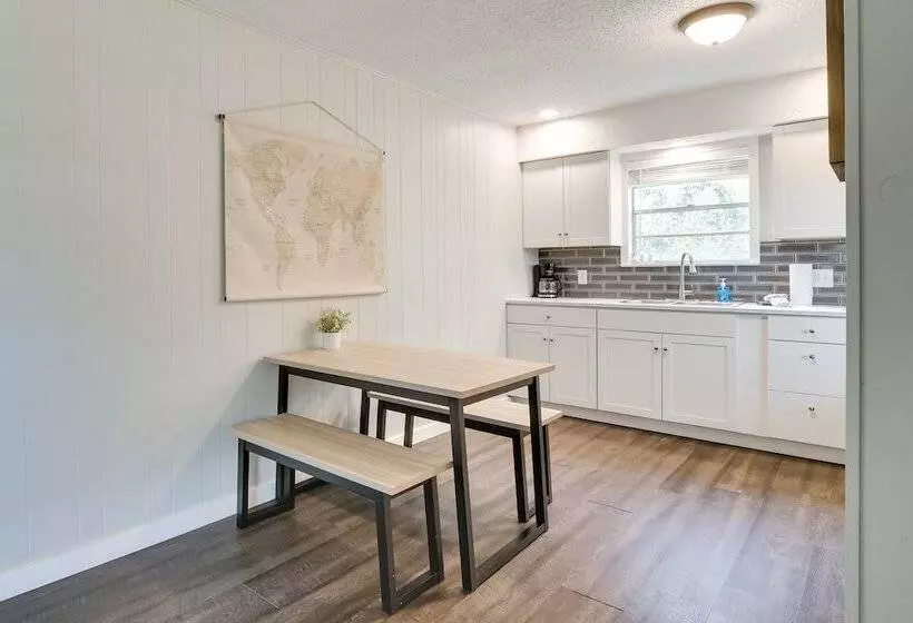 Schooner Creek Cabin W/ Fishing, Boating & More!