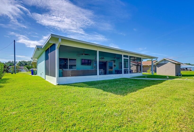 Sebring Serenity: Waterfront Retreat W/ Boat Dock!