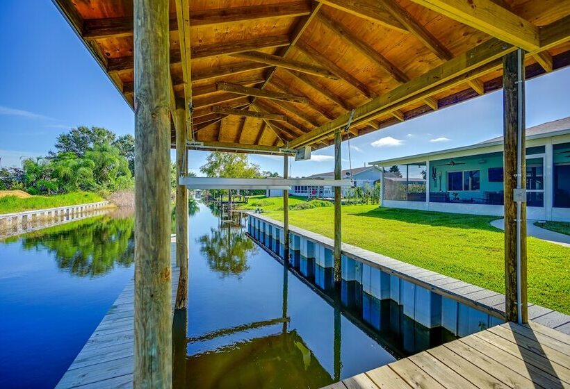 Sebring Serenity: Waterfront Retreat W/ Boat Dock!