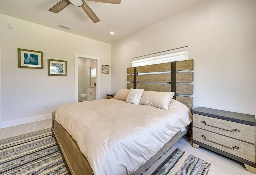 Sebring Serenity: Waterfront Retreat W/ Boat Dock!