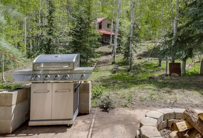 Secluded 3 Acre Cabin In Tollgate W/ Gas Grill!