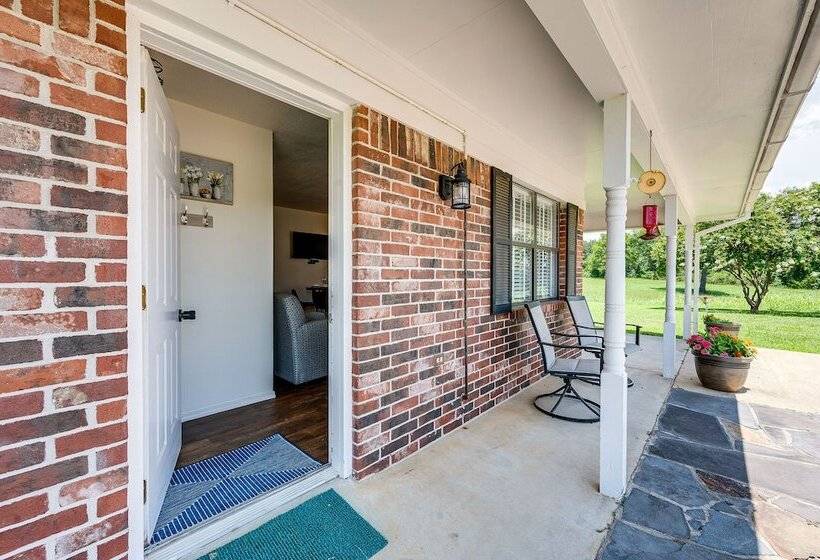 Secluded Broken Bow Escape W/ Fishing Pond & Pier!