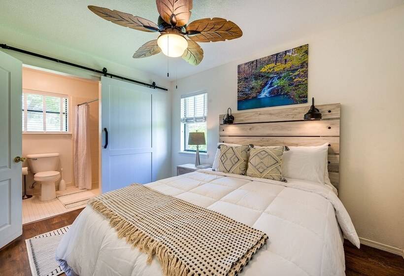 Secluded Broken Bow Escape W/ Fishing Pond & Pier!