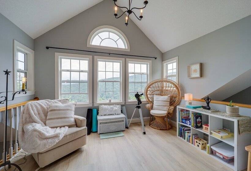 8 Mi To Sugar Mountain Resort: Seven Devils Home