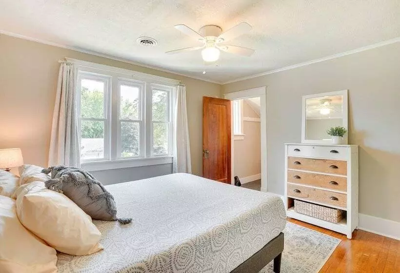 Sioux Center Home Near Dordt University